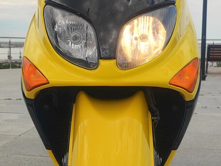 2003 Yamaha TMAX, жёлтый, 300000 рублей, вид 1