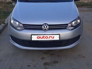 2015 Volkswagen Polo V, серебристый, 670000 рублей, вид 1