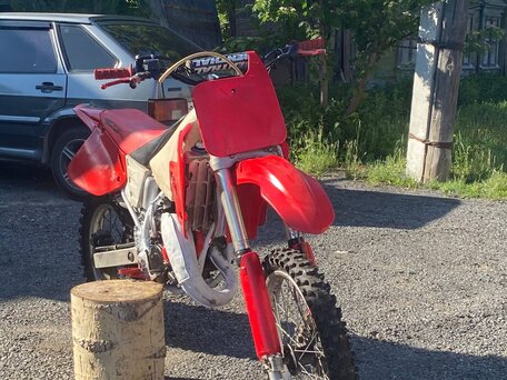 1993 Honda CR 125R, красный, 100000 рублей, вид 1