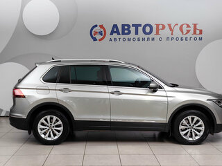 2021 Volkswagen Tiguan II Рестайлинг, серый, 3299000 рублей, вид 5