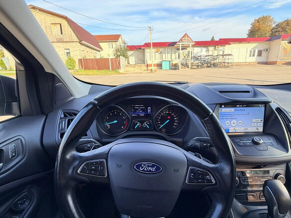 2017 Ford Kuga II Рестайлинг, серый, 1480000 рублей - вид 6