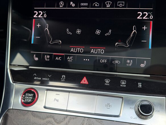 2020 Audi S6 V (C8), синий, 6350000 рублей - вид 11