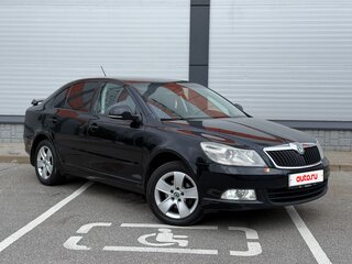 2011 Skoda Octavia II (A5) Рестайлинг, чёрный, 730000 рублей, вид 1
