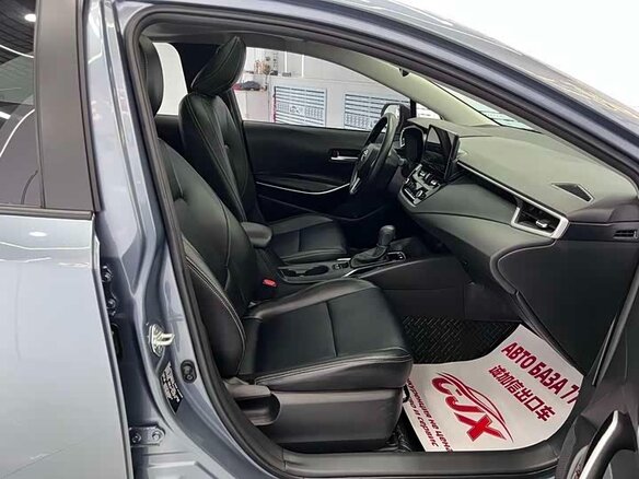 2023 Toyota Corolla XII (E210), голубой, 1900000 рублей - вид 9