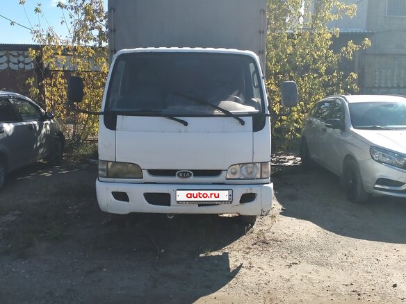 2003 Kia K-Series, белый, 800000 рублей - вид 2