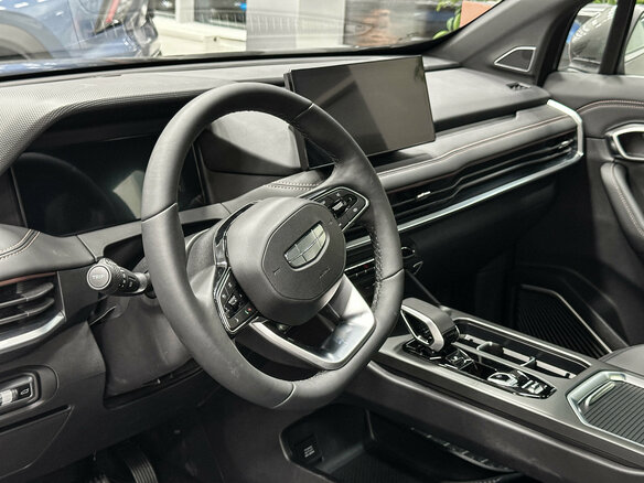 2026 Geely Okavango I Рестайлинг, серый, 4050000 рублей - вид 8