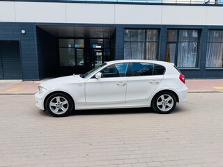 2011 BMW 1 серии 116i I (E81/E82/E87/E88) Рестайлинг, белый, 805000 рублей, вид 3