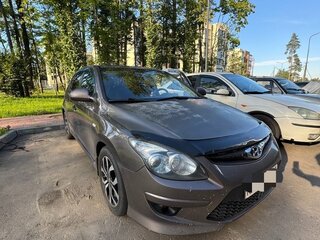 2011 Hyundai i30 I Рестайлинг, коричневый, 650000 рублей, вид 3
