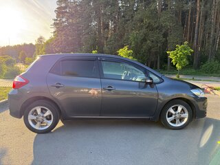2011 Toyota Auris I Рестайлинг, серый, 750000 рублей, вид 3