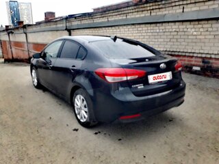 2019 Kia Cerato III Рестайлинг (Classic), синий, 1750000 рублей, вид 4