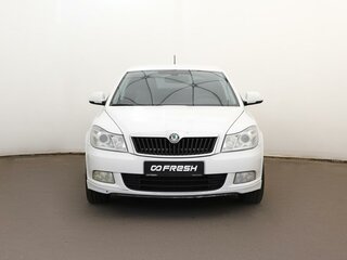 2011 Skoda Octavia II (A5) Рестайлинг, белый, 888000 рублей, вид 1