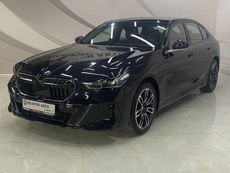BMW 5 серии VIII (G60/G61/G68)