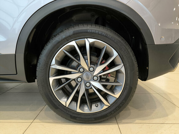 2020 Geely Coolray I, серебристый, 1630000 рублей - вид 17