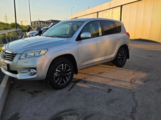 2011 Toyota RAV4 III (XA30) Рестайлинг, серебристый, 1135000 рублей, вид 1