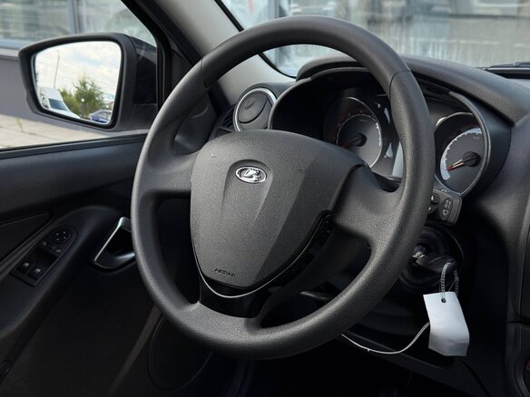 2026 Lada (ВАЗ) Granta Cross I Рестайлинг, белый, 1205000 рублей - вид 13
