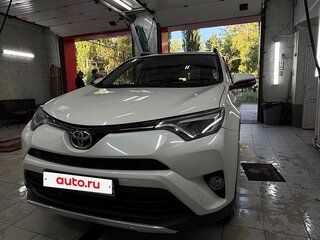2016 Toyota RAV4 IV (XA40) Рестайлинг, белый, 2380000 рублей, вид 2
