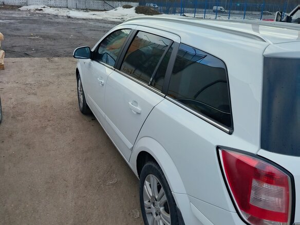 2012 Opel Astra H Рестайлинг, белый, 650000 рублей - вид 4