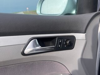 2007 Volkswagen Touran I Рестайлинг, серебристый, 790000 рублей, вид 5