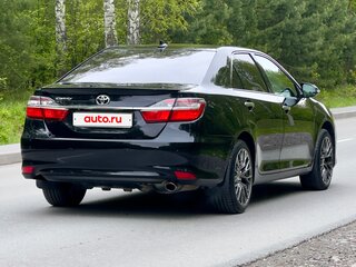 2017 Toyota Camry VII (XV50) Рестайлинг 2, чёрный, 2480000 рублей, вид 5