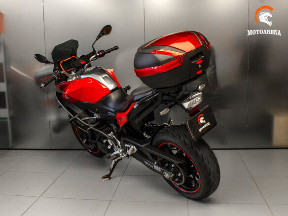 2022 BMW F 900 XR, красный, 894877 рублей - вид 4