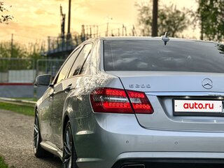 2011 Mercedes-Benz E-Класс 200 7G-Tronic IV (W212, S212, C207), серебристый, 1350000 рублей, вид 5