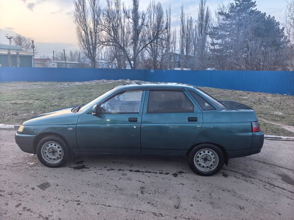 2001 Lada (ВАЗ) 2110, зелёный, 205000 рублей - вид 3