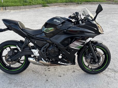 2019 Kawasaki Ninja 650, чёрный, 660000 рублей, вид 1