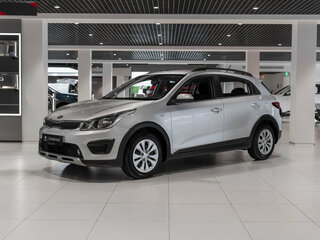 2018 Kia Rio X-Line IV, серебристый, 1590000 рублей, вид 1