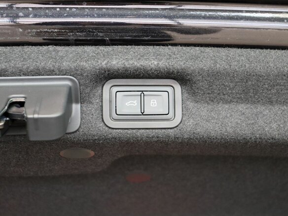 2026 Audi A7 45 TFSI II (4K), чёрный, 6990000 рублей - вид 30