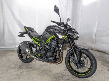 2021 Kawasaki Z 900, чёрный, 1078000 рублей, вид 5