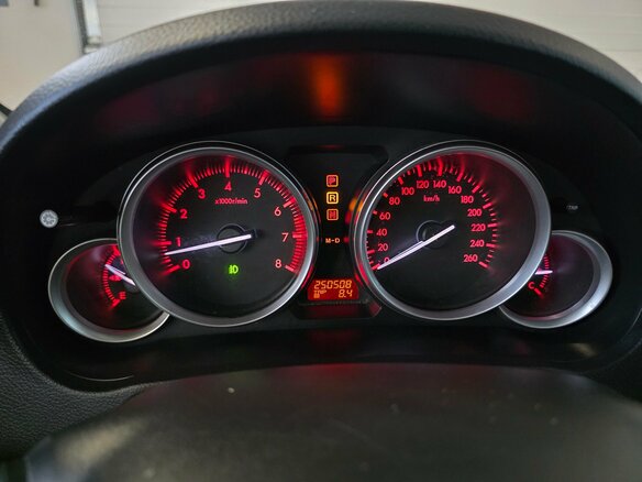 2010 Mazda 6 II (GH) Рестайлинг, серебристый, 930000 рублей - вид 15