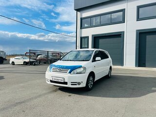 2001 Toyota Ipsum II (M20), белый, 809000 рублей, вид 2