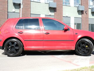 1998 Volkswagen Golf IV, красный, 750000 рублей, вид 4