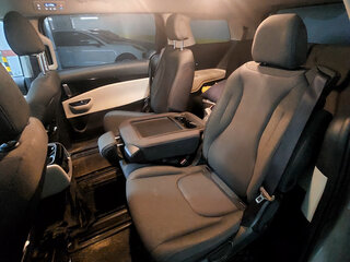 2022 Kia Carnival IV, серебристый, 4050000 рублей, вид 5