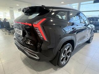 2026 Geely Atlas II, чёрный, 3449990 рублей, вид 2