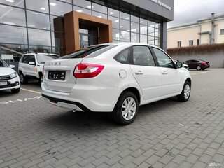 2025 Lada (ВАЗ) Granta I Рестайлинг, белый, 1093000 рублей, вид 5