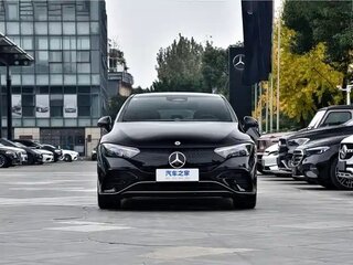 2026 Mercedes-Benz EQE 500, чёрный, 6803033 рублей, вид 2