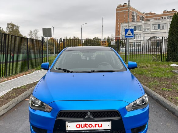 2010 Mitsubishi Lancer X, синий - вид 1