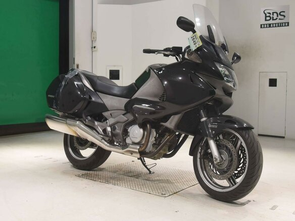 2011 Honda NT700V Deauville, серый, 497000 рублей
