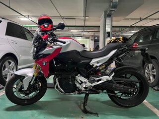 2020 BMW F 900 R, красный, 640000 рублей, вид 2