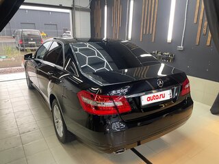 2012 Mercedes-Benz E-Класс 200 7G-Tronic IV (W212, S212, C207), чёрный, 1300000 рублей, вид 2