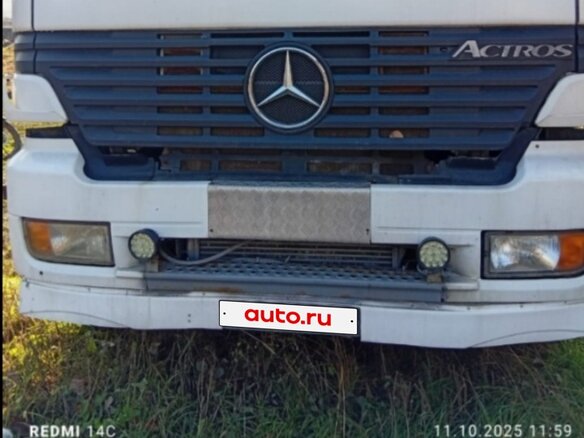 1998 Mercedes-Benz Actros, белый, 2500000 рублей - вид 1