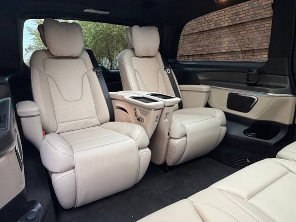 2023 Mercedes-Benz V-Класс Long 300 d длинный III (W447) Рестайлинг, чёрный, 9400000 рублей - вид 20