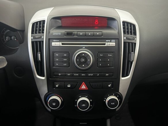 2010 Kia Ceed I Рестайлинг, серебристый, 520000 рублей - вид 20