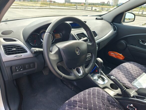 2013 Renault Fluence I Рестайлинг, серый, 630000 рублей - вид 8