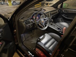 2016 Porsche Macan S I, чёрный, 4340000 рублей, вид 3