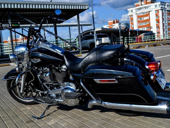 2017 Harley-Davidson Road King, чёрный, 1023184 рублей - вид 8