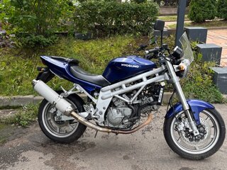 Hyosung Comet GT650