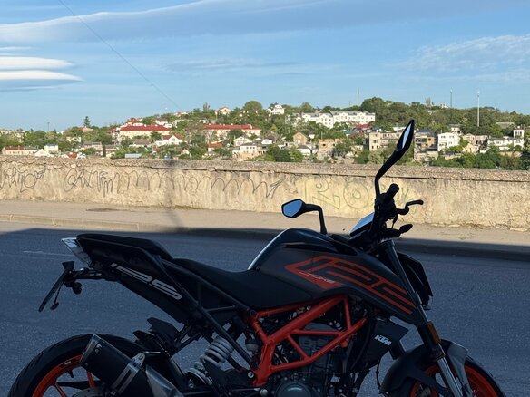 2021 KTM 125 Duke, серый, 500000 рублей - вид 8