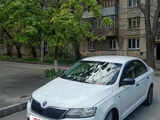 2015 Skoda Rapid I, белый, 900000 рублей, вид 1